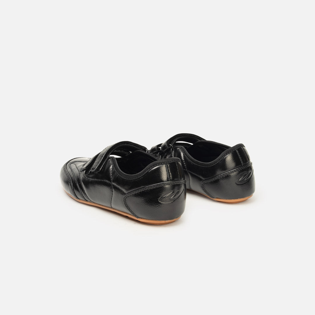 DAZZLE TOES BG