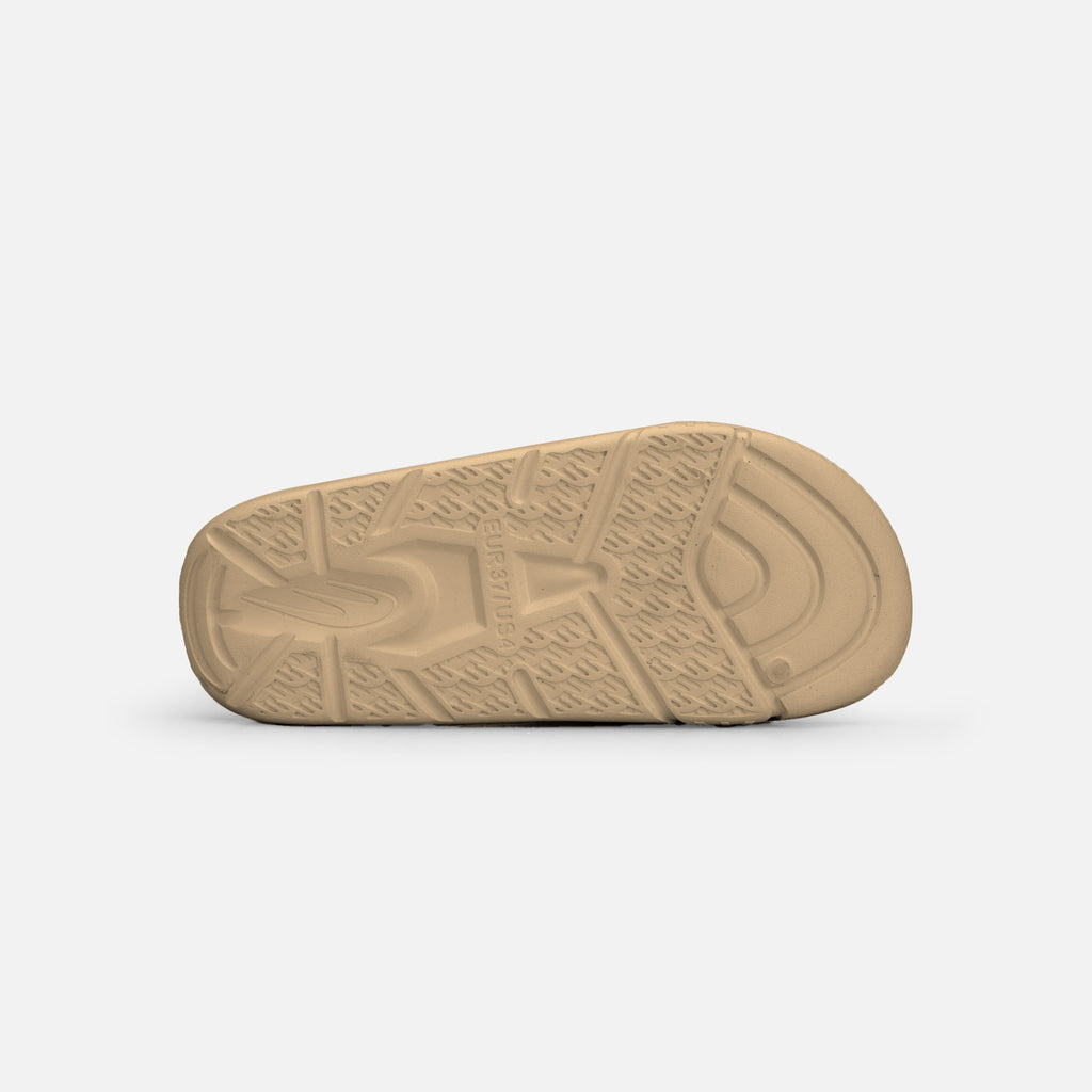 LOUNGE SLIDES BB