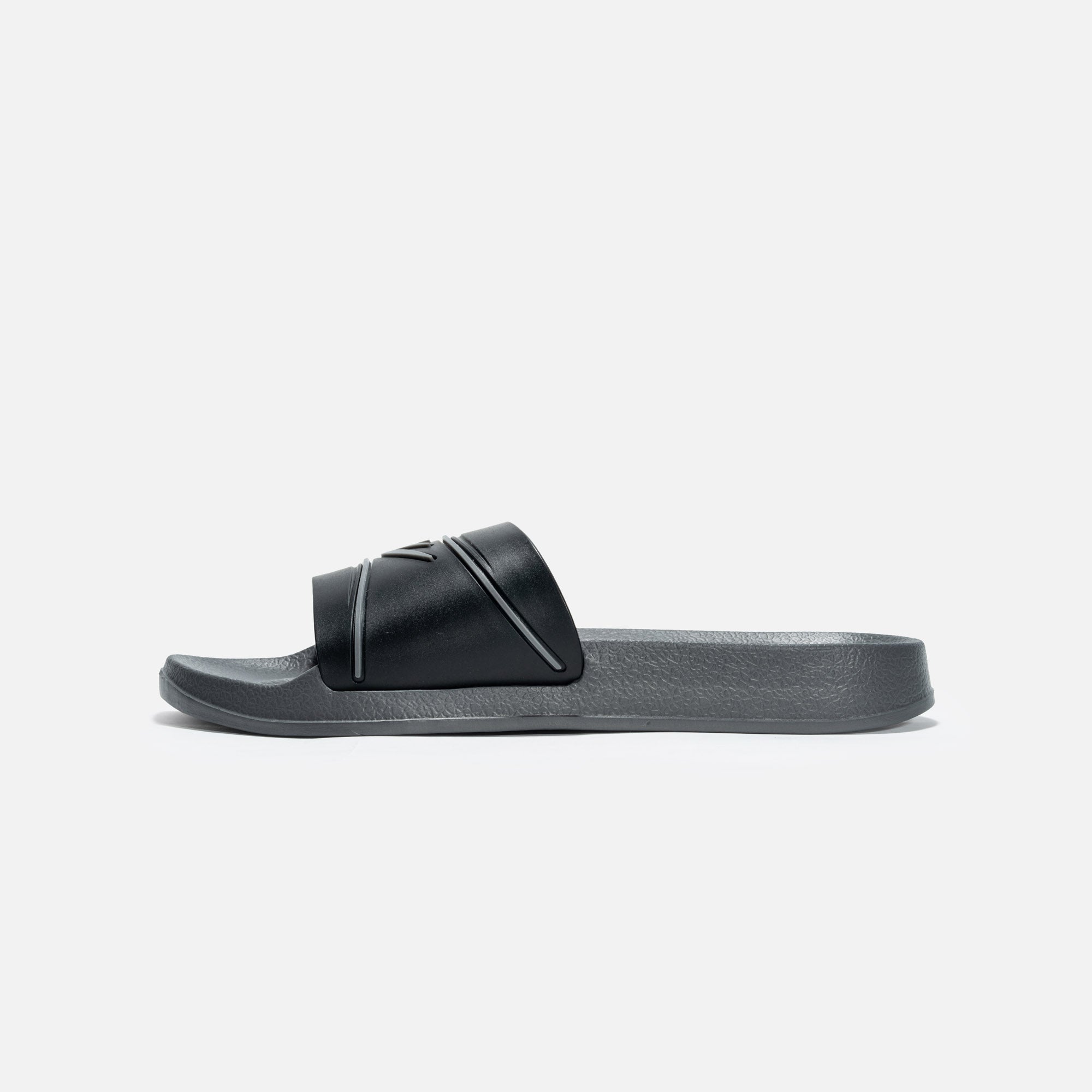 RELAX SLIDES BB