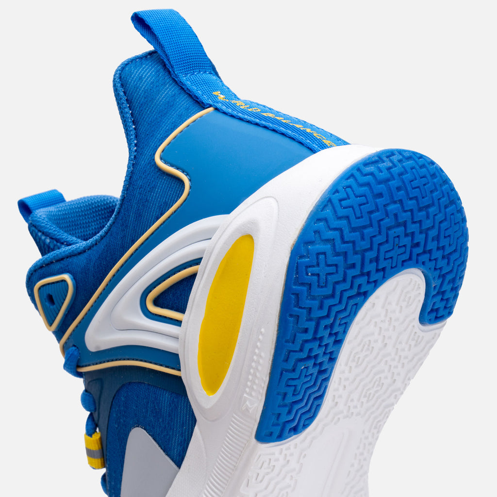 SKY KICKS YB