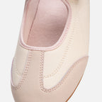 CHIC STRIDE