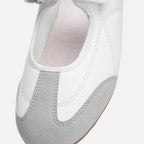 CHIC STRIDE