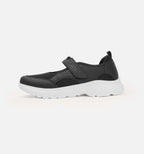 Combination of suede and man-made leather upper, mesh lining, flat two tone rubber outsole, and Bounce Pad insole system. Provides comfort, breathability, a more secure fit, durability, premium aesthetics, and cushioning in every step to prevent heel shock.