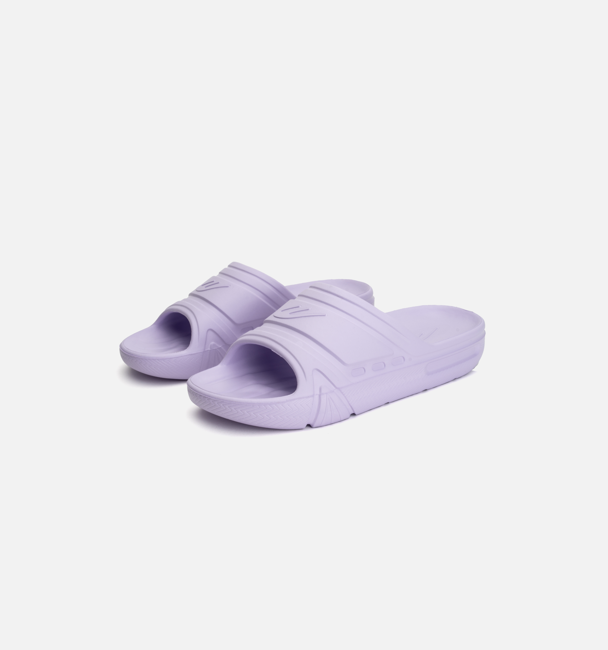 LOUNGE SLIDES BG