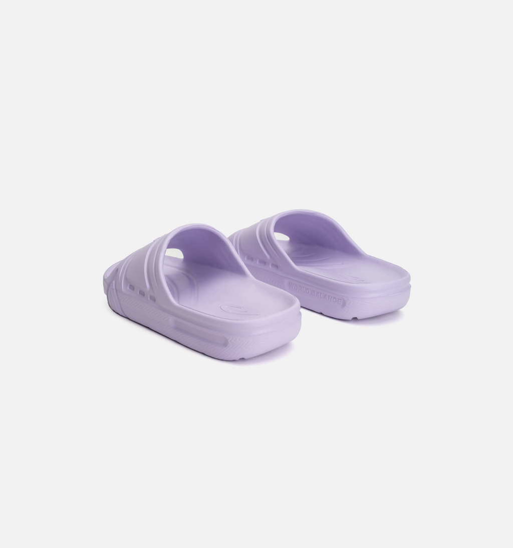 LOUNGE SLIDES BG