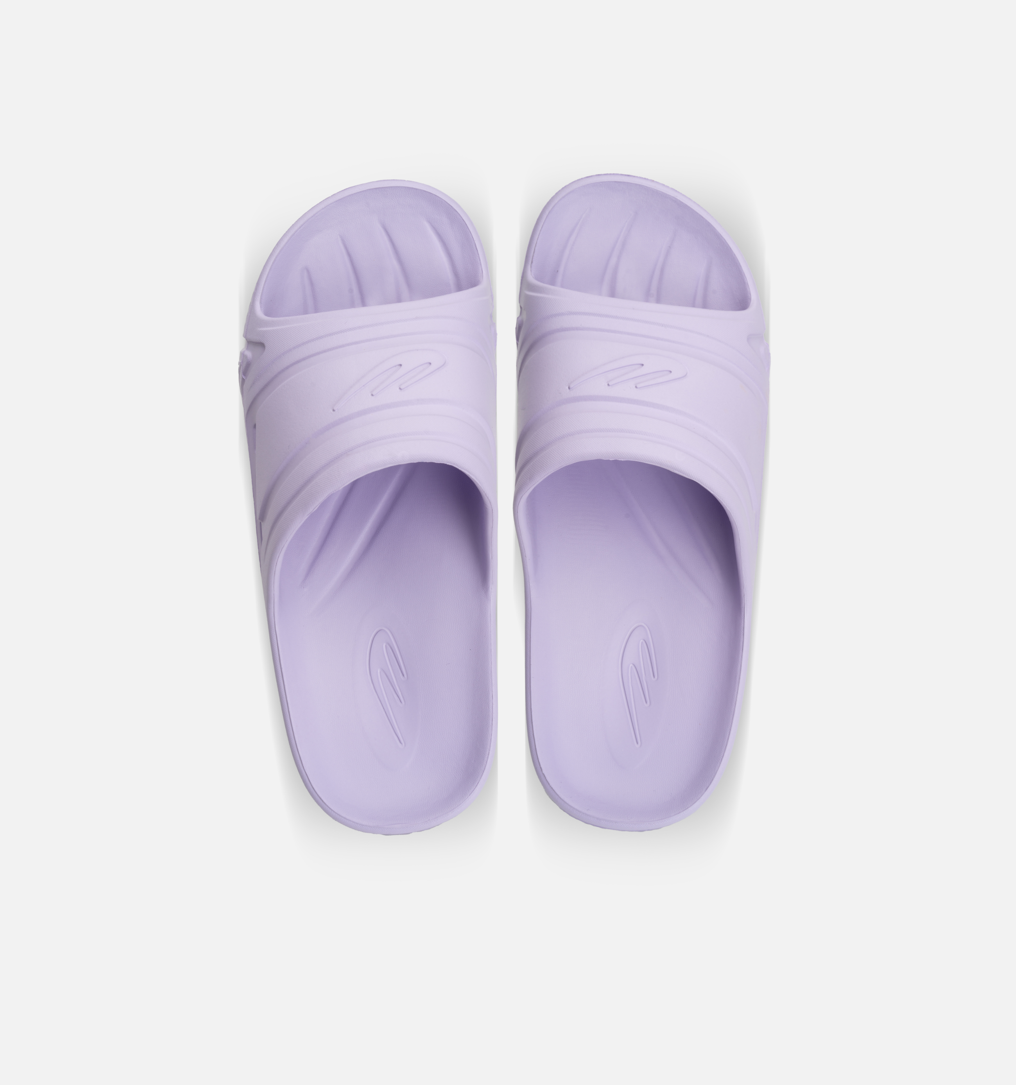LOUNGE SLIDES BG