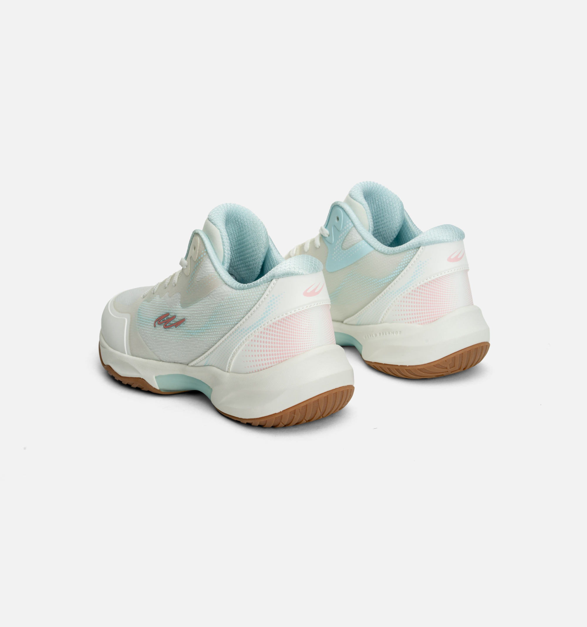 AURA STRIKE MID