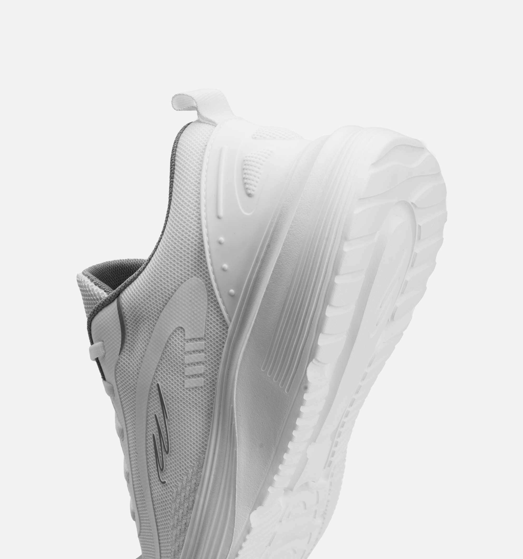 URBAN PACE L