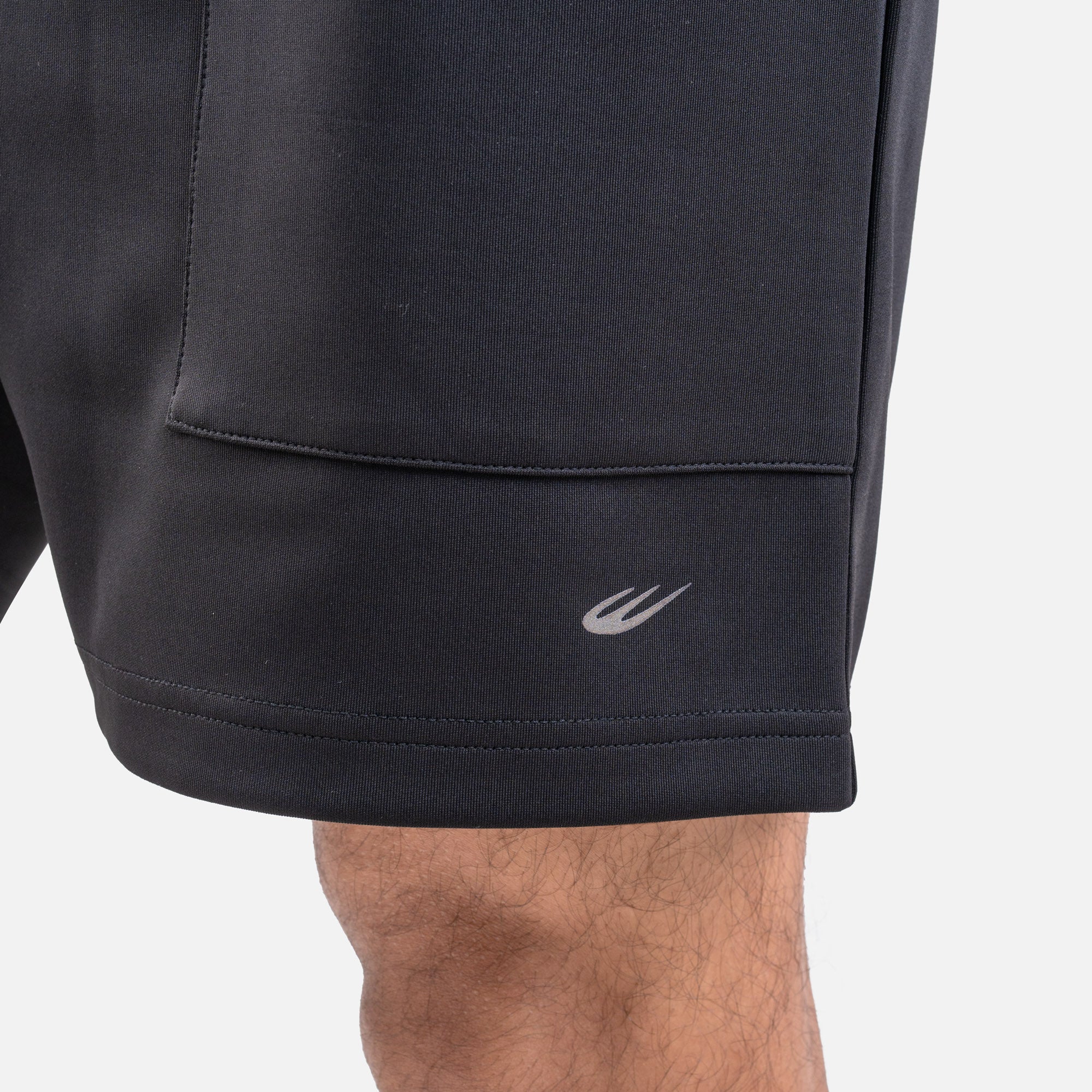 WBM DRAWSTRING SHORTS 01