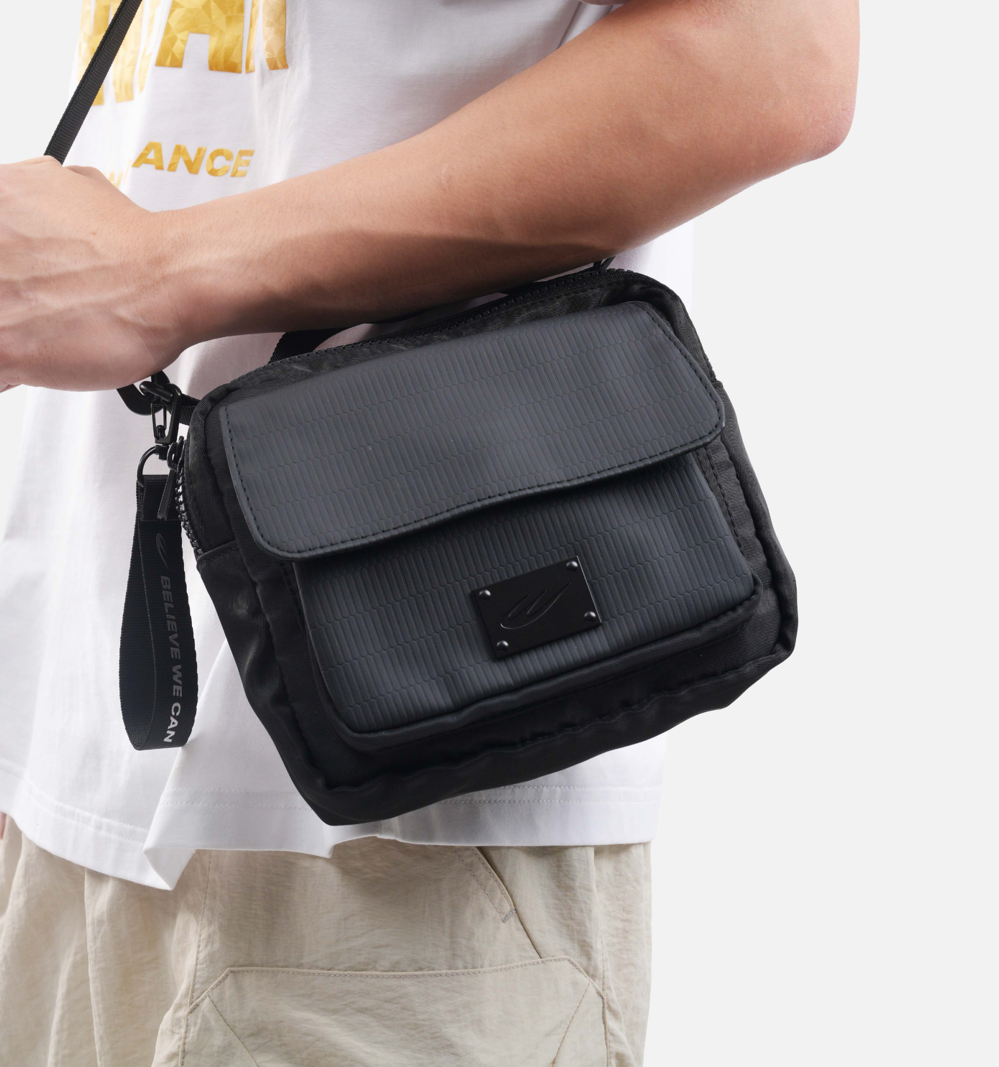 WBM SLING BAG 10 Secondary image