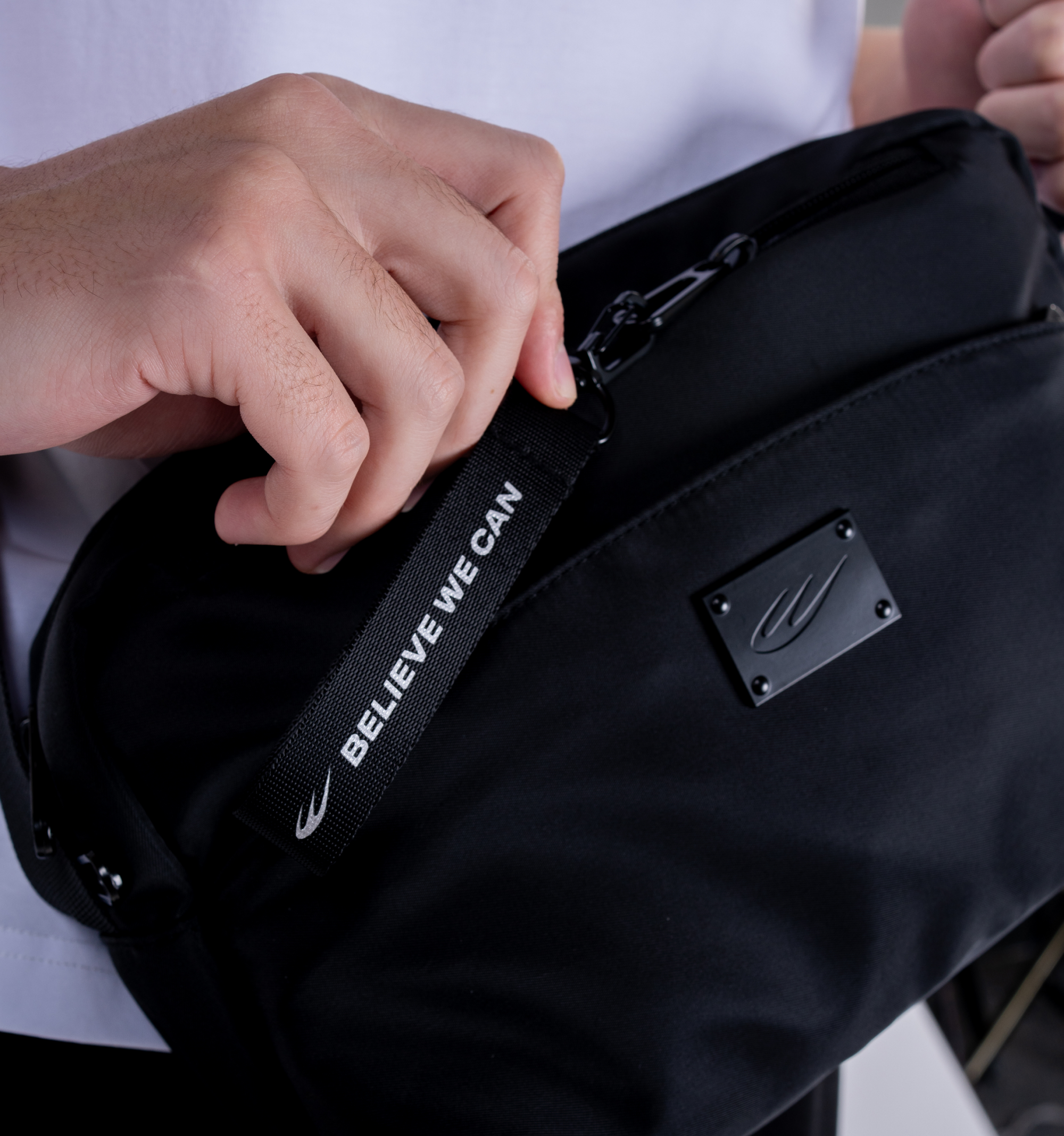 WBM SLING BAG 11