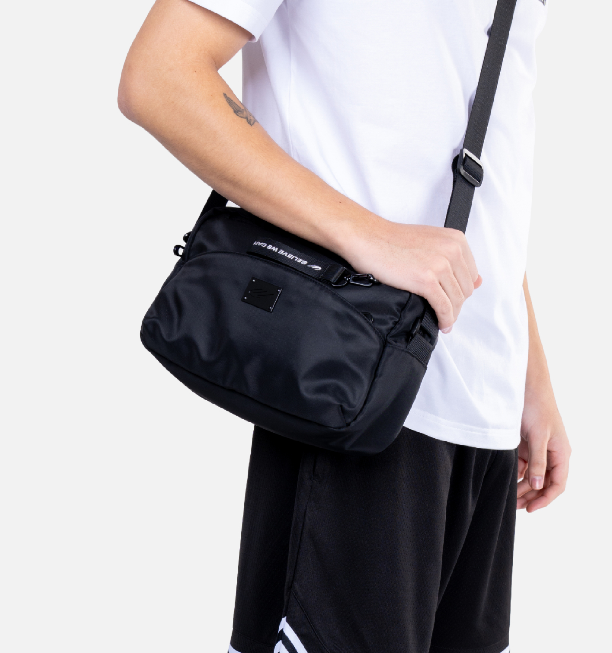WBM SLING BAG 11 Secondary image