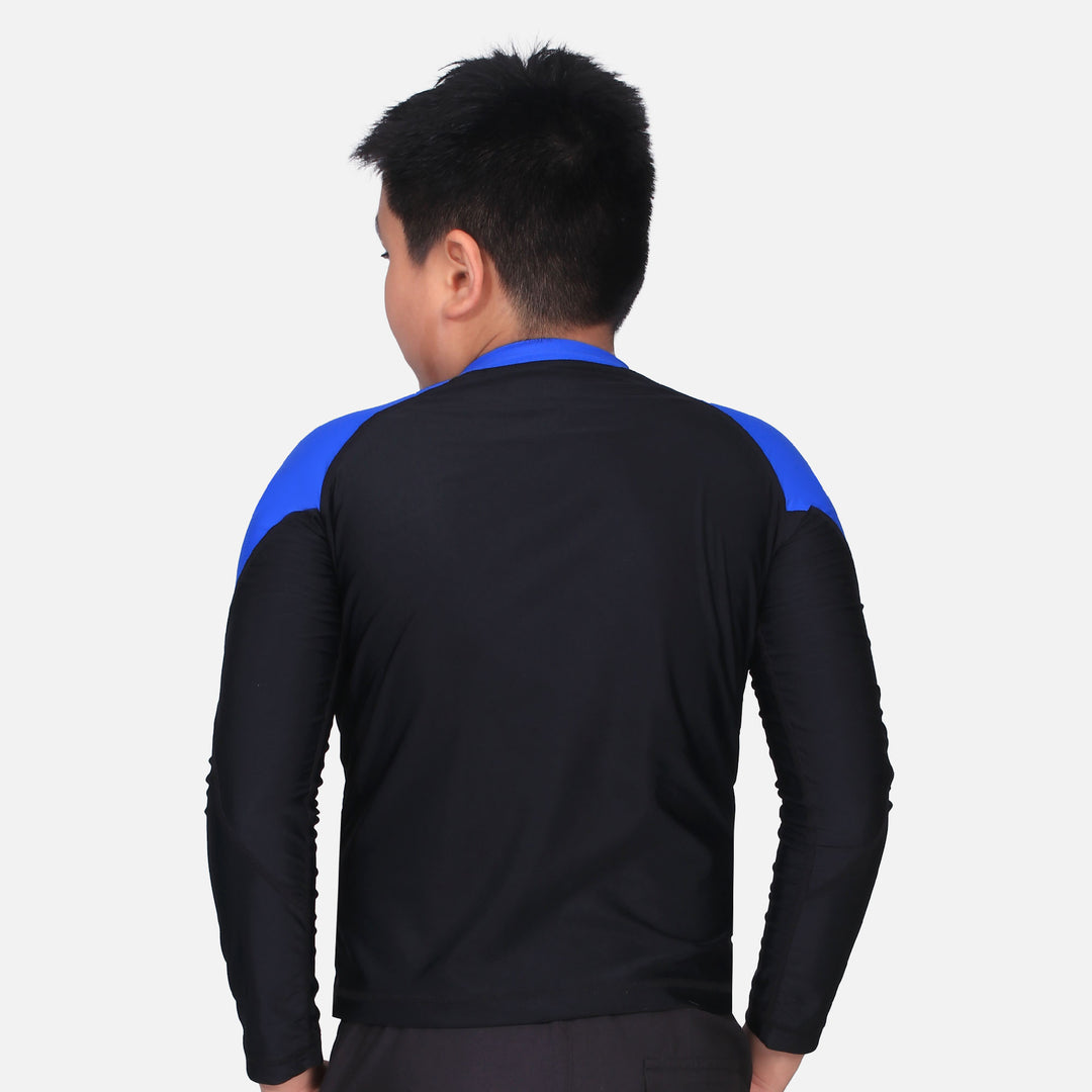 WB BOY RASHGUARD 01